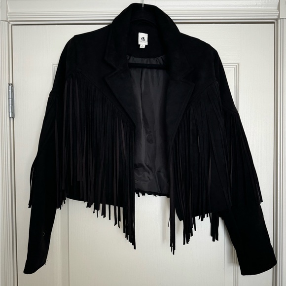 VICI Walford Cropped Fringe Jacket - Picture 2 of 8
